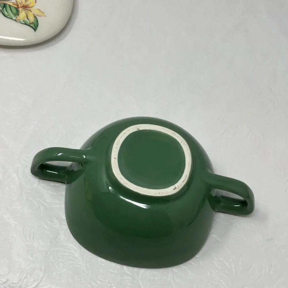 Taylor Smith Taylor Conversation DAYLILY  Covered Sugar Bowl w/Lid Day Lily